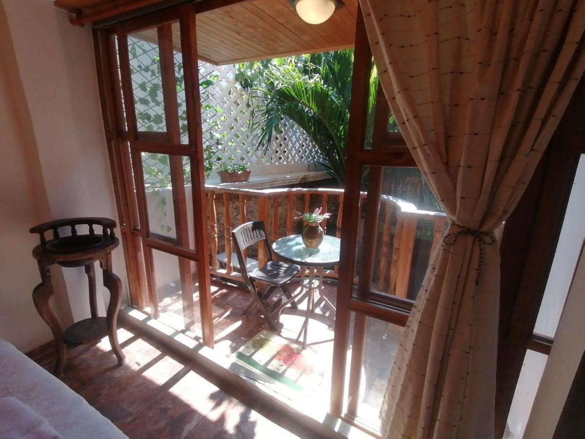 Casa Mama Waldy Hostel Cartagena Eksteriør billede