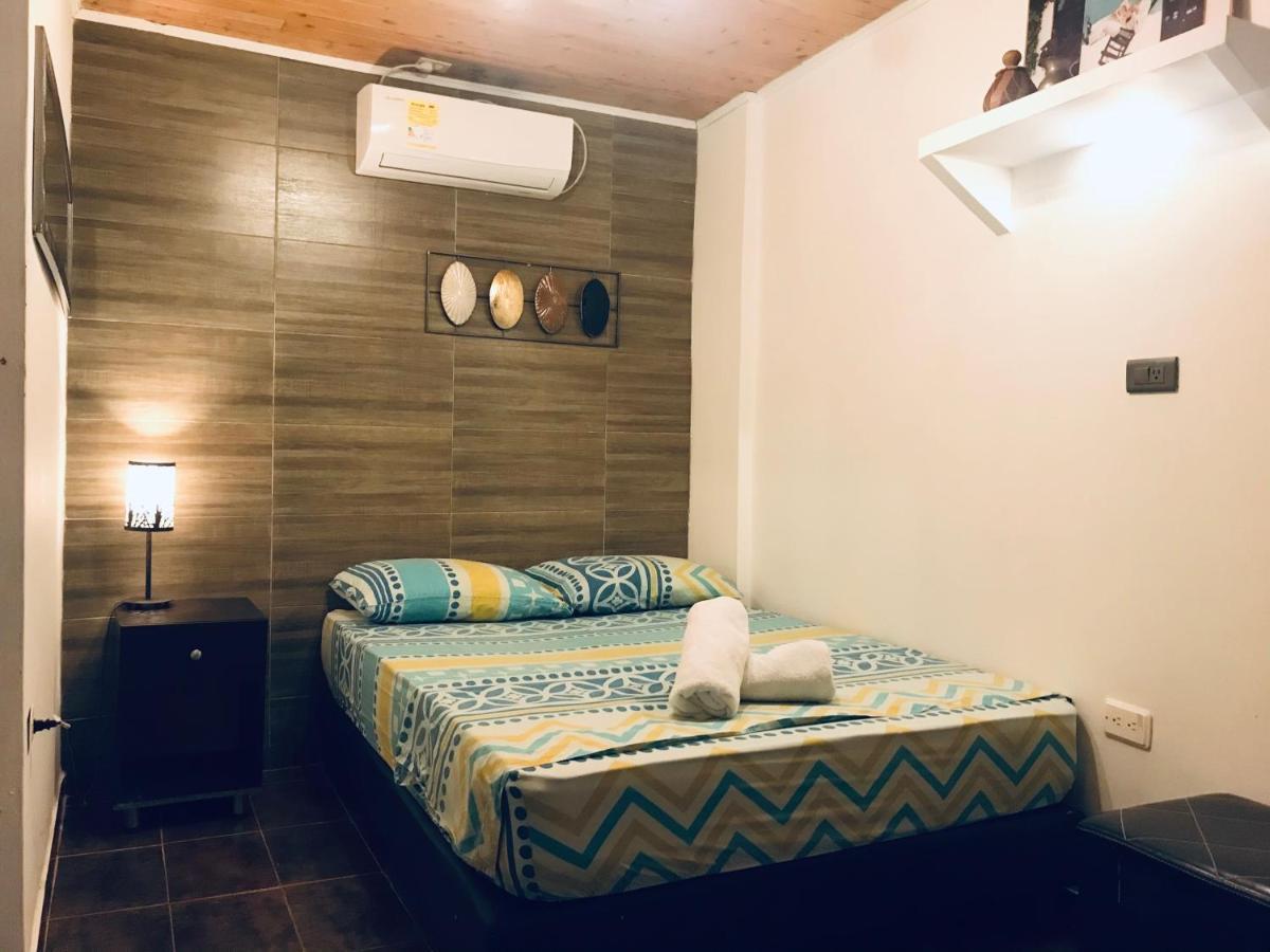 Casa Mama Waldy Hostel Cartagena Eksteriør billede