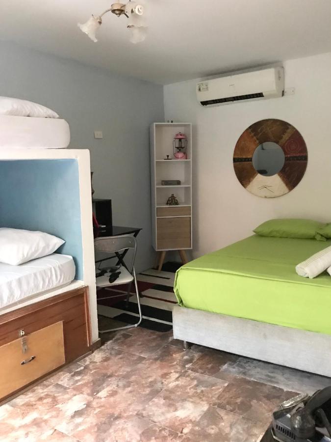 Casa Mama Waldy Hostel Cartagena Eksteriør billede